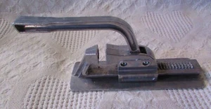 The Nut Cracker by Munsey NC89 Cast Aluminum Lever Action Made USA - Picture 1 of 5