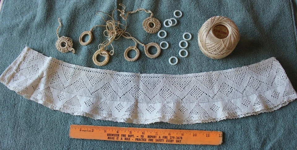 Lote de Rodillo Ventana Sombrilla Tirar Punto Crochet Marfil Beige Blanco & Clarks Big Ball Foto 1 de 4