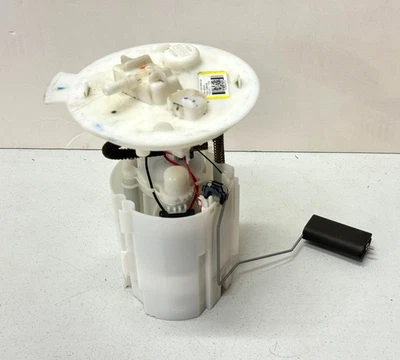 Bomba de combustible Ford Focus 2012-2018 2,0 L OEM BV61-9H307-GH Foto 1 de 4