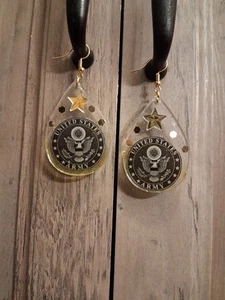 Ohrring mit Army Logo, Hänger Handarbeit - Bild 1 von 1