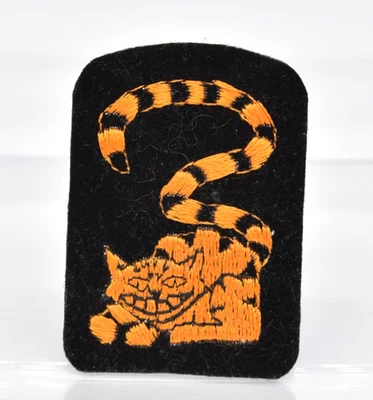 Parche para gato Alicia en el país de las maravillas Cheshire 2,75" x 2" (1996) A.A.D.L.P. Foto 1 de 2