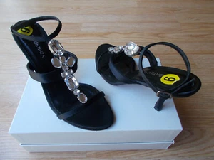 $450 Ramon Tenza Sandals T-Strap  Pumps Jeweled Crystal Black Satin sz 9 M NEW - Picture 1 of 7