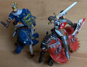 Vintage 2000s Papo Medieval Fantasy Knight Horse Figures x2 - Picture 1 of 16