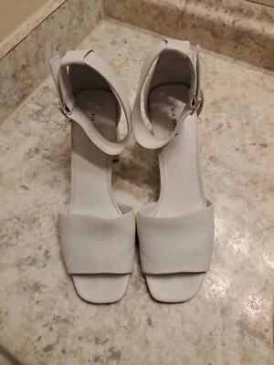 Sandalias Via Spiga Cuero Off White Talla 8.5 Excelente Estado Foto 1 de 4