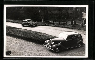 AK Zwei Autos beim Autorennen auf der Rennbahn, Nummernschild FEL 73  - Bild 1 von 2