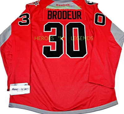 NUEVO CON ETIQUETAS-S * MARTIN BRODEUR NJ DEVILS 1995/2003 COPA STANLEY + CAMISETA DE PRÁCTICA REEBOK Foto 1 de 4