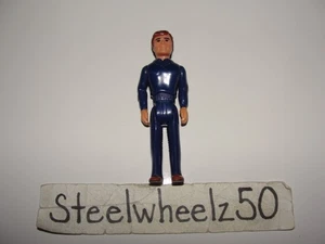 Figura de acción Fisher Price Construx 1985 Adventure People 3" traje azul de colección - Imagen 1 de 3