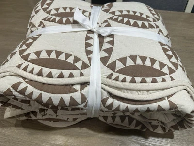 Pottery Barn Cooper Quilt Full Queen  Copper - Image 1 of 3