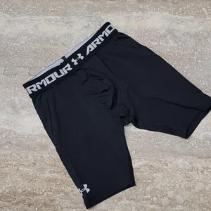 UNDERARMOUR YOUTH BOYS  HEATGEAR COMPREHENSIVE ATHLETIC SHORTS SIZE SMALL - Picture 1 of 8