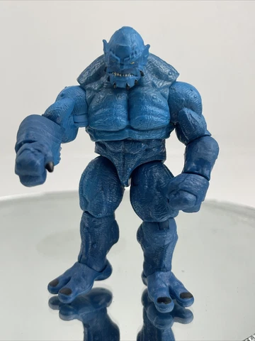 Marvel Universe Abomination Blue variant version 3.75” action figure Cover