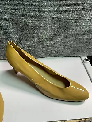 Stuart Weitzman Pumps Heels 10 Patent Leather  Slip On True Vintage Shoes - Image 1 of 4