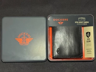 Dockers Men’s Wallet *BRAND NEW*  - Image 1 of 4