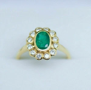 2.0Ct Oval Cut Simulated Green Emerald Engagement Ring 14K Gold Plated Silver - Picture 1 of 6