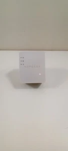 Netgear AV 200 XAV2001 Powerline Adapter Ethernet Port 200Mbps UK Plug - White - Picture 1 of 4