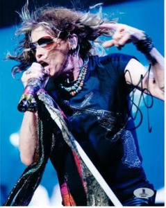 Steven Tyler Aerosmith signed 8x10 photo Beckett BAS Authentic auto - Picture 1 of 2