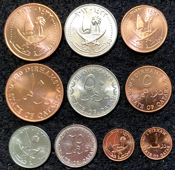 Juego de 5 monedas de Qatar de 1,5, 10, 5 y 50 dirhams UNC monedas del mundo Foto 1 de 1