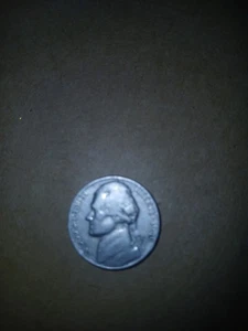 Rare 1942 Jefferson Nickel No Mint Mark War Time  Possibly 35% Silver - Picture 1 of 2