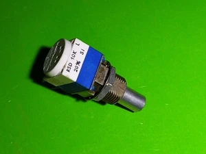 Potentiometre Sfernice P11VY 10K ohm L 20 % CL6/86 - Imagen 1 de 7