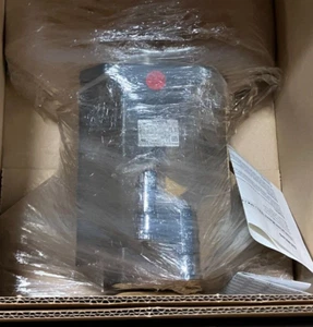 Siemens 1FK7083-5AF71-1EG3 SIMOTICS S Synchronous Servo Motor - Picture 1 of 3