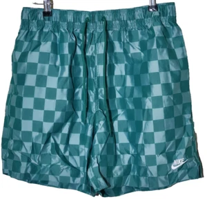 Mens Above The Knee Shorts  Nike  Checkered Green Size Medium - Picture 1 of 4