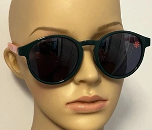 Gafas de sol Blys Luxury Apartments verde naranja negro Florida promocionales - Imagen 1 de 9