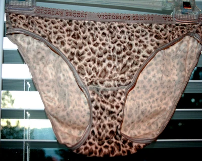 Vintage VICTORIA'S SECRET Animal-print Cotton Low-Rise Bikini Brief Panties M - Image 1 of 4
