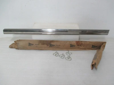 Dodge Matador Polara 1960 Mopar NOS 4 puertas puerta trasera izquierda moldura superior 2196373 Foto 1 de 4