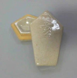 k#07 Japanese Incense Case KOGO Tea Ceremony / KYO Ware / INOSHISHI Bare - Picture 1 of 8