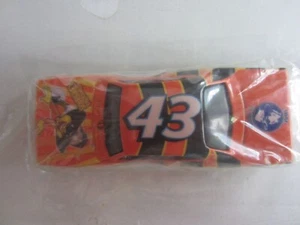 Hot Wheels '70 Roadrunner Honey Nut Cheerios Car #43 Salute to Petty NIP - Foto 1 di 2
