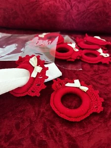 Portatovaglioli fatti a mano, all’uncinetto.(confezione da 12) - Foto 1 di 4