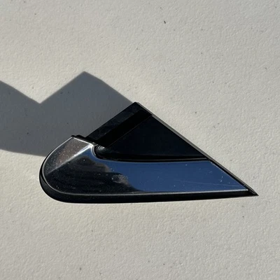 Cubierta de moldura de esquina delantera derecha Subaru Outback Legacy 2015-2019 65250AL000 Foto 1 de 4