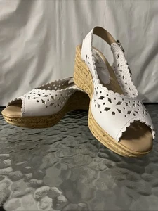 Spring Step CHAYA Footsie Slingback Sandals Wedge White Leather Sz US 6.5 ITALY - Picture 1 of 10