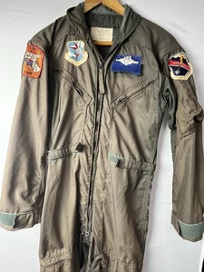 Traje de vuelo de verano de la USAF de la guerra de Vietnam parcheado talla 38R 1970 con fecha - Imagen 1 de 24