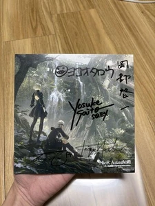Papel de colores firmado Nier Automata Automata Yokoo Taro Nier Automata - Imagen 1 de 1