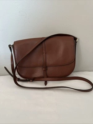 Cartera bandolera Banana Republic de cuero marrón para mujer Foto 1 de 4