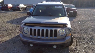 Used Speedometer Gauge fits: 2015 Jeep Patriot cluster MPH 120 MPH w/o message c - Изображение 1 из 4