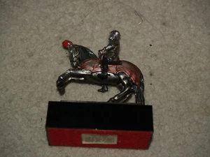 Figura Artesanía España - Armería Real Madrid Armería del Emperador 1547 - Imagen 1 de 5