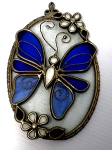 Vintage Butterfly Oval Art Glass Sun Catcher 7x4.5 in - Picture 1 of 4