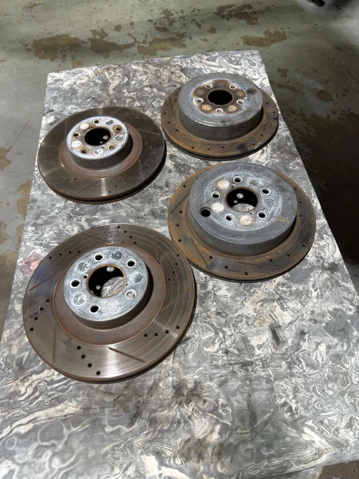 Juego de 4 rotores perforados y ranurados 13-20 Subaru BRZ Scion FRS Toyota 86 GT Foto 1 de 2