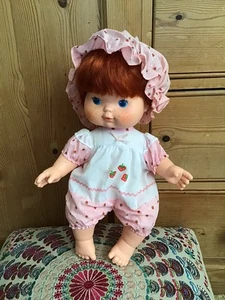 Vintage 1982 Kenner Strawberry Shortcake Baby Blow Kisses Kiss Dress Doll 14" - Picture 1 of 13