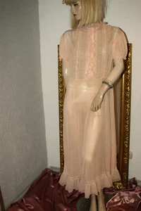 Langes zartes TRAUM Negligee*Nachtkleid LUXUS lachs VOLANT Nylon Plissee edel 42 - Bild 1 von 7
