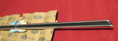 Nuevo de Lote Antiguo 1971-1972 Mercury Comet Puerta Delantera Izquierda Moldura, 2 Puertas, D14Y-6220939-A Foto 1 de 3