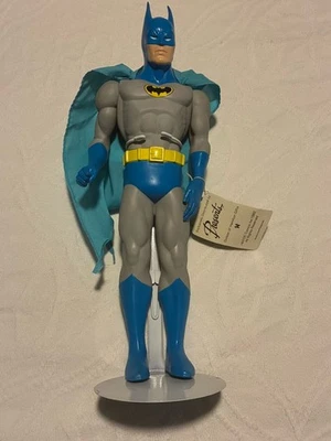 Figura de Acción Clásica Batman 15" Applause Toys Con Etiqueta Original 1982 + Soporte DC Foto 1 de 4