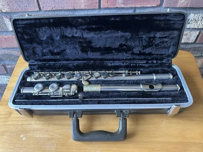 FLAUTA DE PRATA BORDY POR SELMER, EUA, COM ESTOJO RÍGIDO, EXCELENTE ESTADO - Imagem 1 de 4