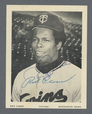 Rod Carew Signed Team Issued 4x5 Photo with PSA Sticker - Image 1 of 2