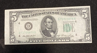 OFF CENTER $5 NOTE- MAJOR ERROR BILL WAY OFF CENTER REV AND OFF CENTER FRONT XF - Image 1 of 3