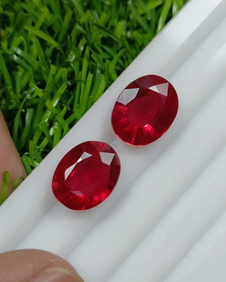 Imitation Gemstones Red Colour Stones Faceted  jewellery 2 Pcs weight 17.90 cts - Image 1 of 4