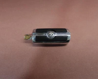 Harley-Davidson Dyna Wide Glide 2007-11 FXDWG delantera derecha cromada clavija de pie calavera Foto 1 de 4