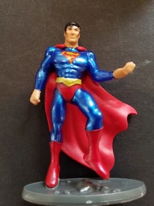 Zwei Superman 3" Miniatur Figuren mit Ständer, Mattel Micro Neu in Boxen!! - Bild 1 von 3