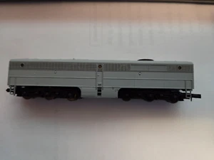 Life-Like N Scale PB-1 Undecorated DMY Engine - Picture 1 of 5